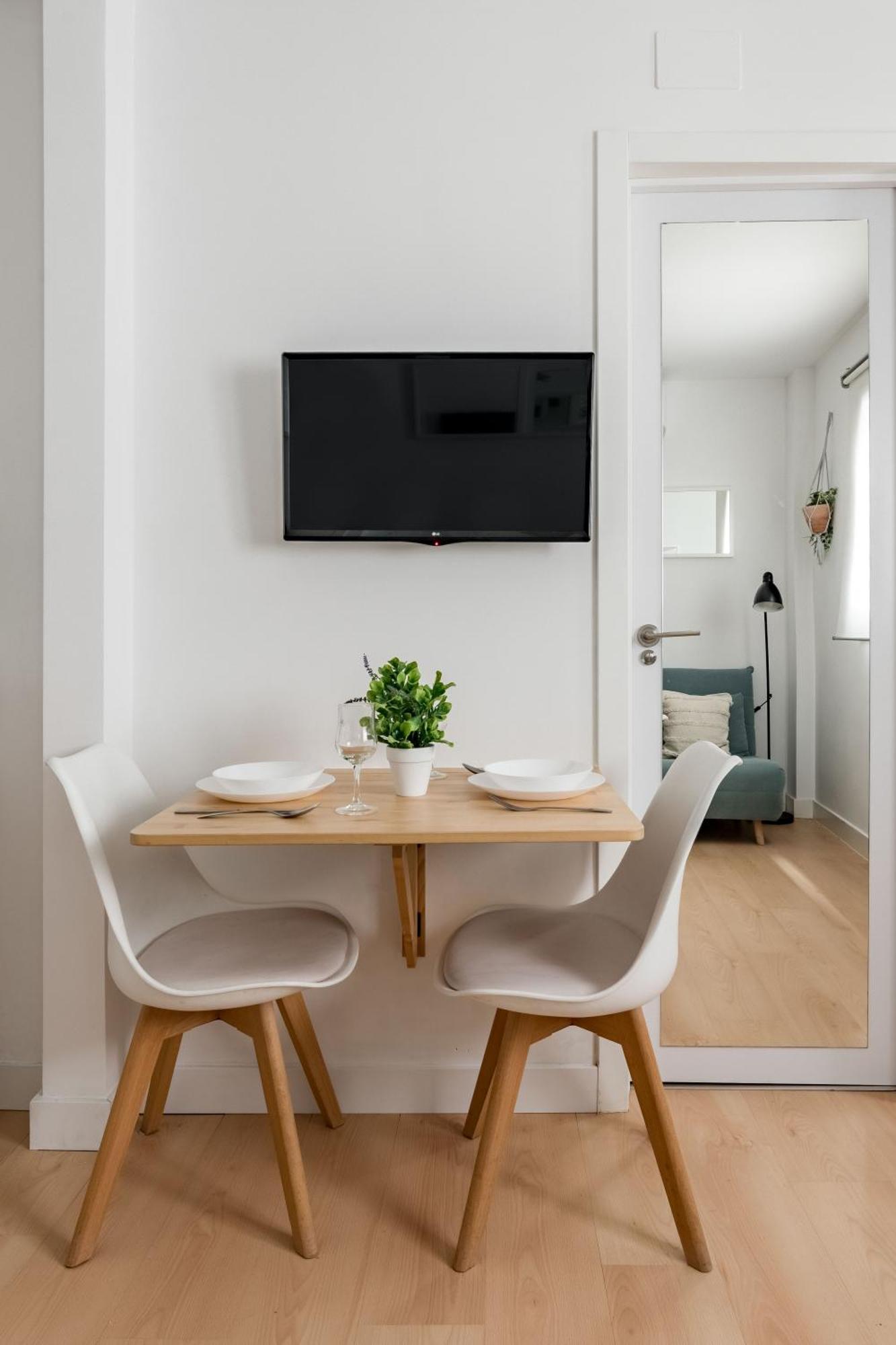 Charming Sol Studios Мадрид Экстерьер фото