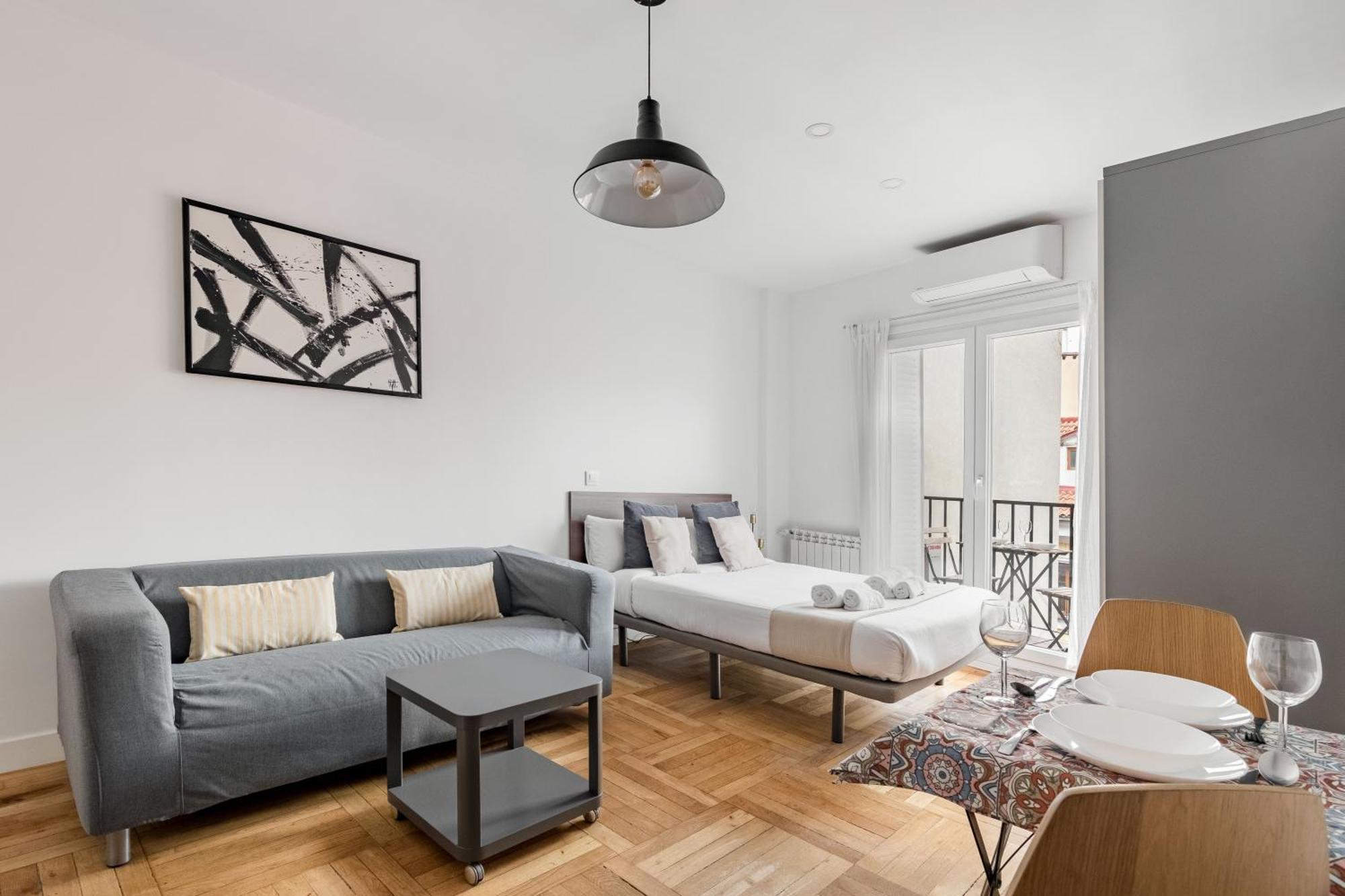 Charming Sol Studios Мадрид Экстерьер фото