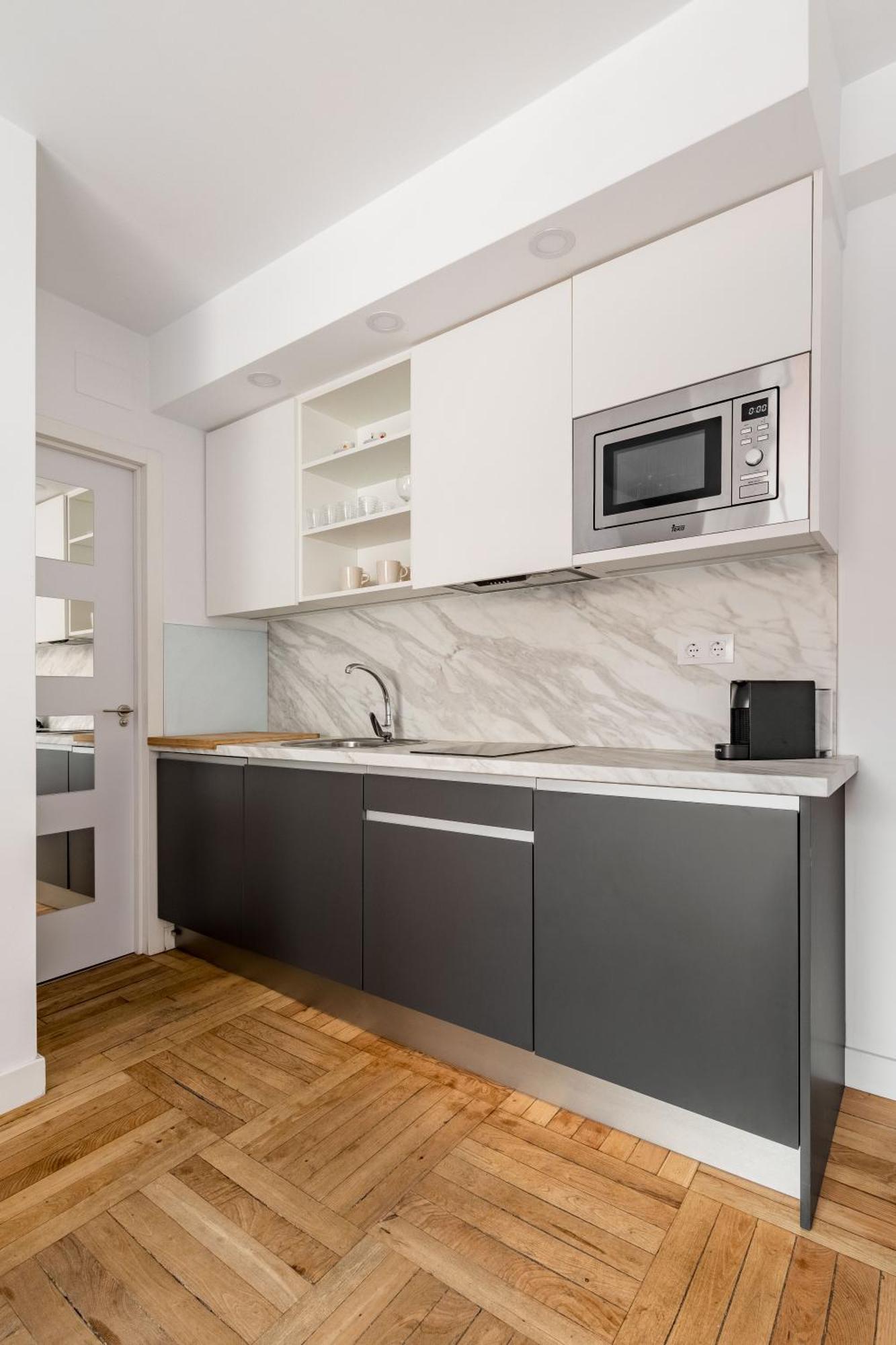 Charming Sol Studios Мадрид Экстерьер фото