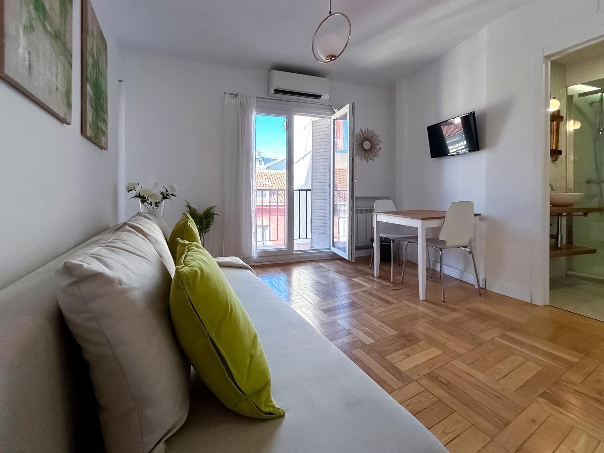 Charming Sol Studios Мадрид Экстерьер фото