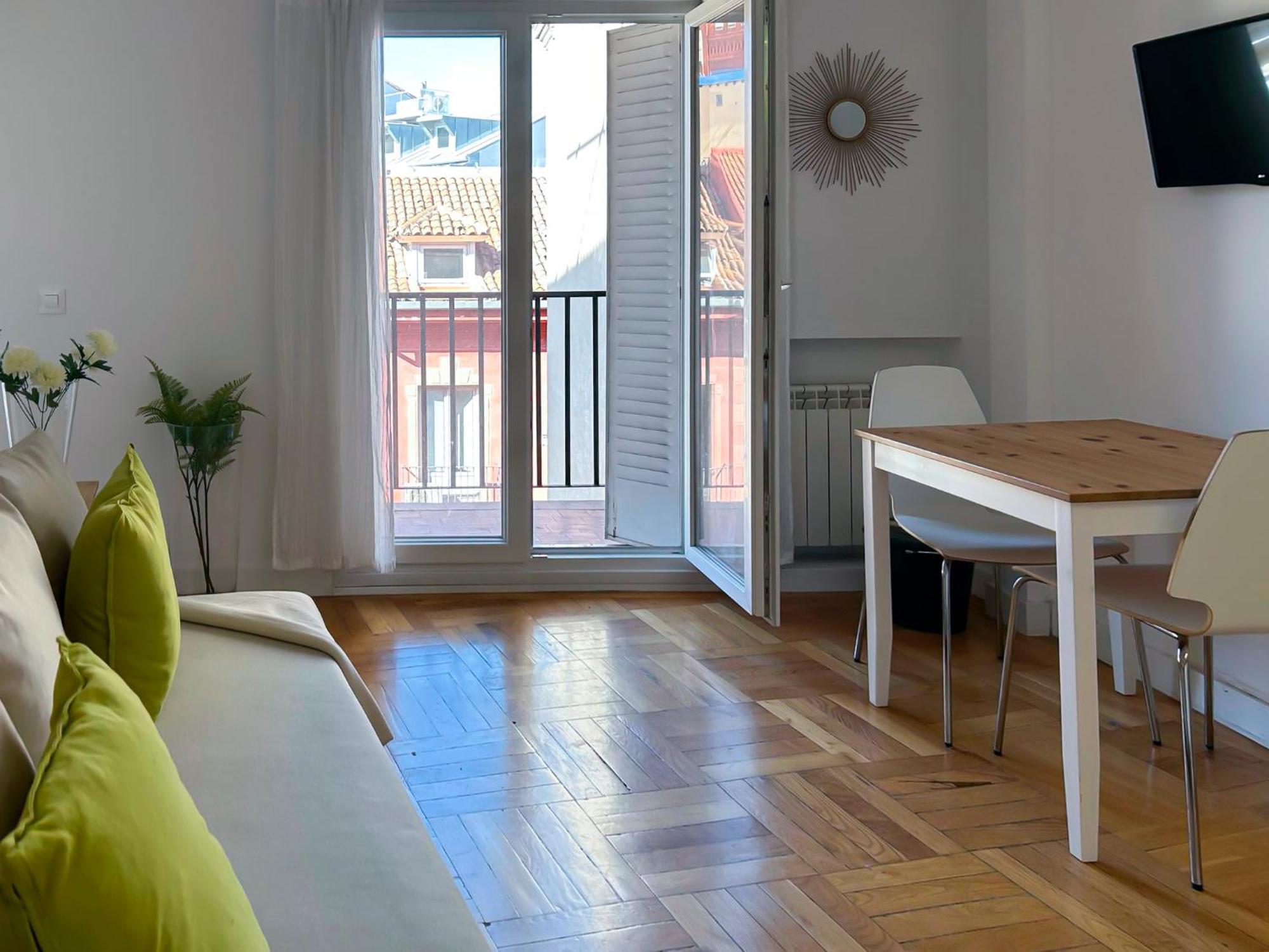 Charming Sol Studios Мадрид Экстерьер фото